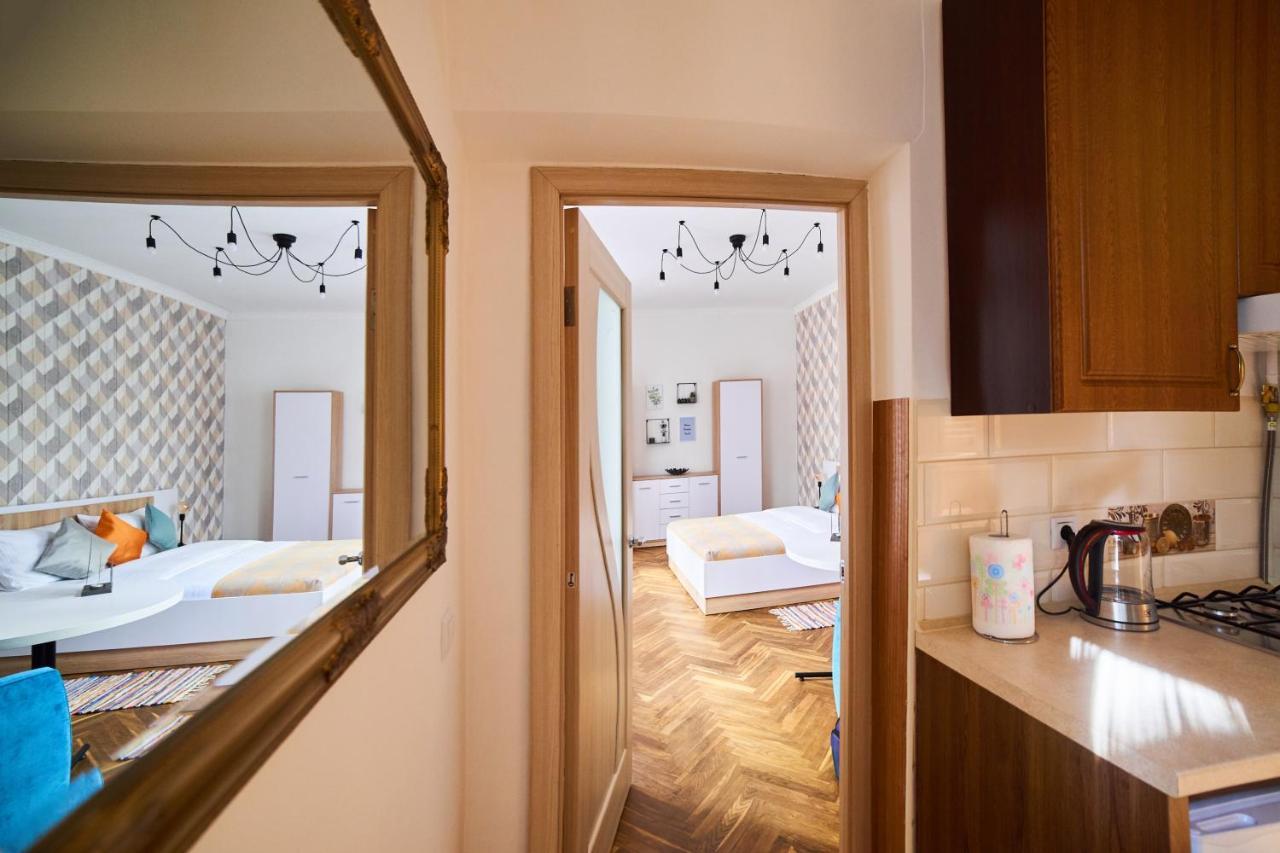 Style Apartments In Old Leopoli Esterno foto