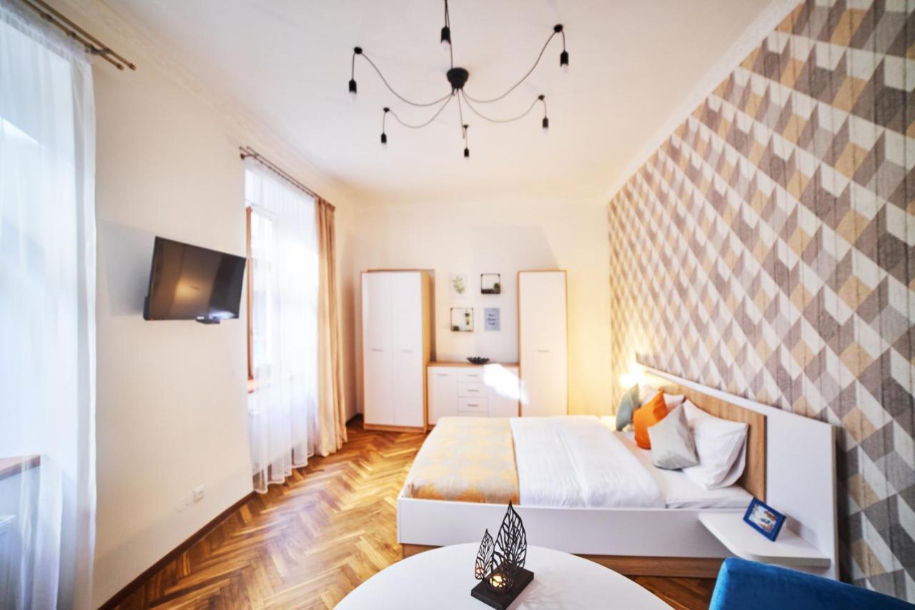 Style Apartments In Old Leopoli Esterno foto